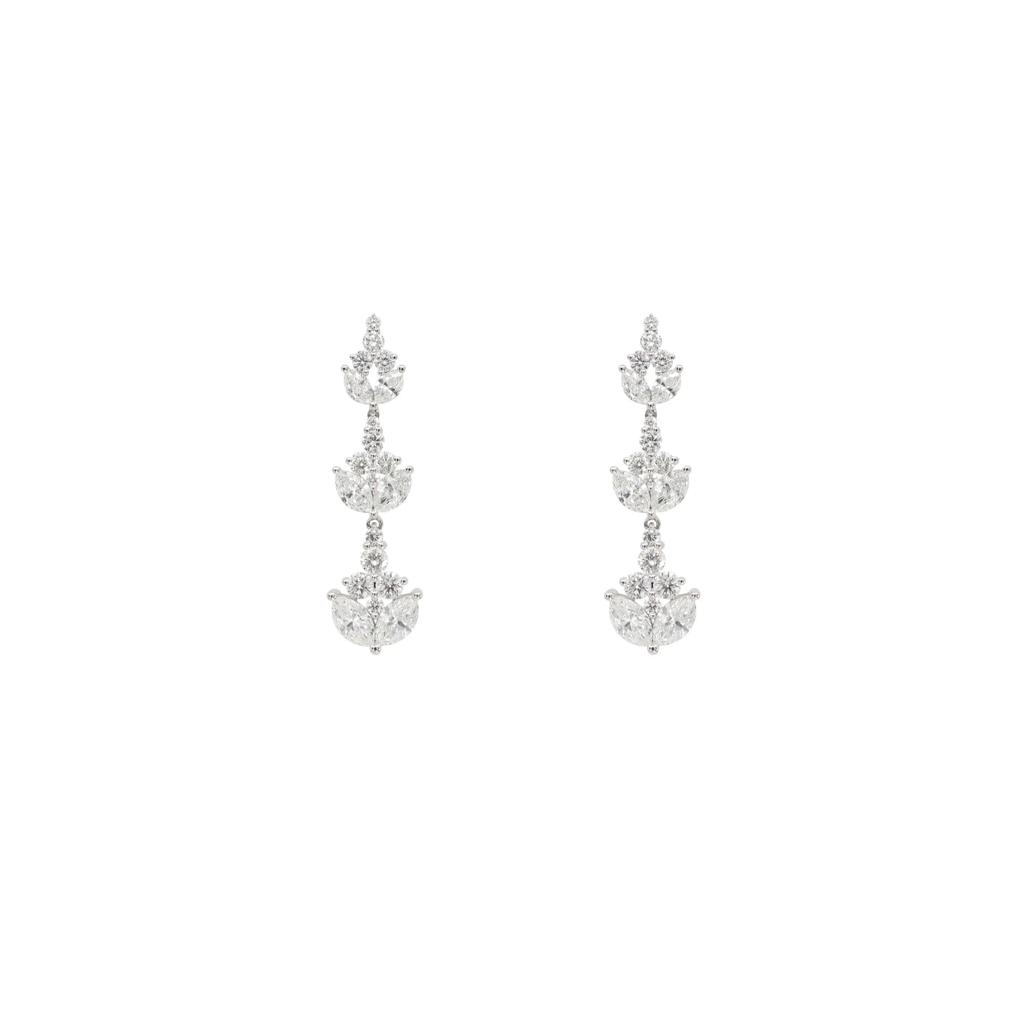 18K White Gold Tdw. 4.50ct Diamond Earring - 20735999