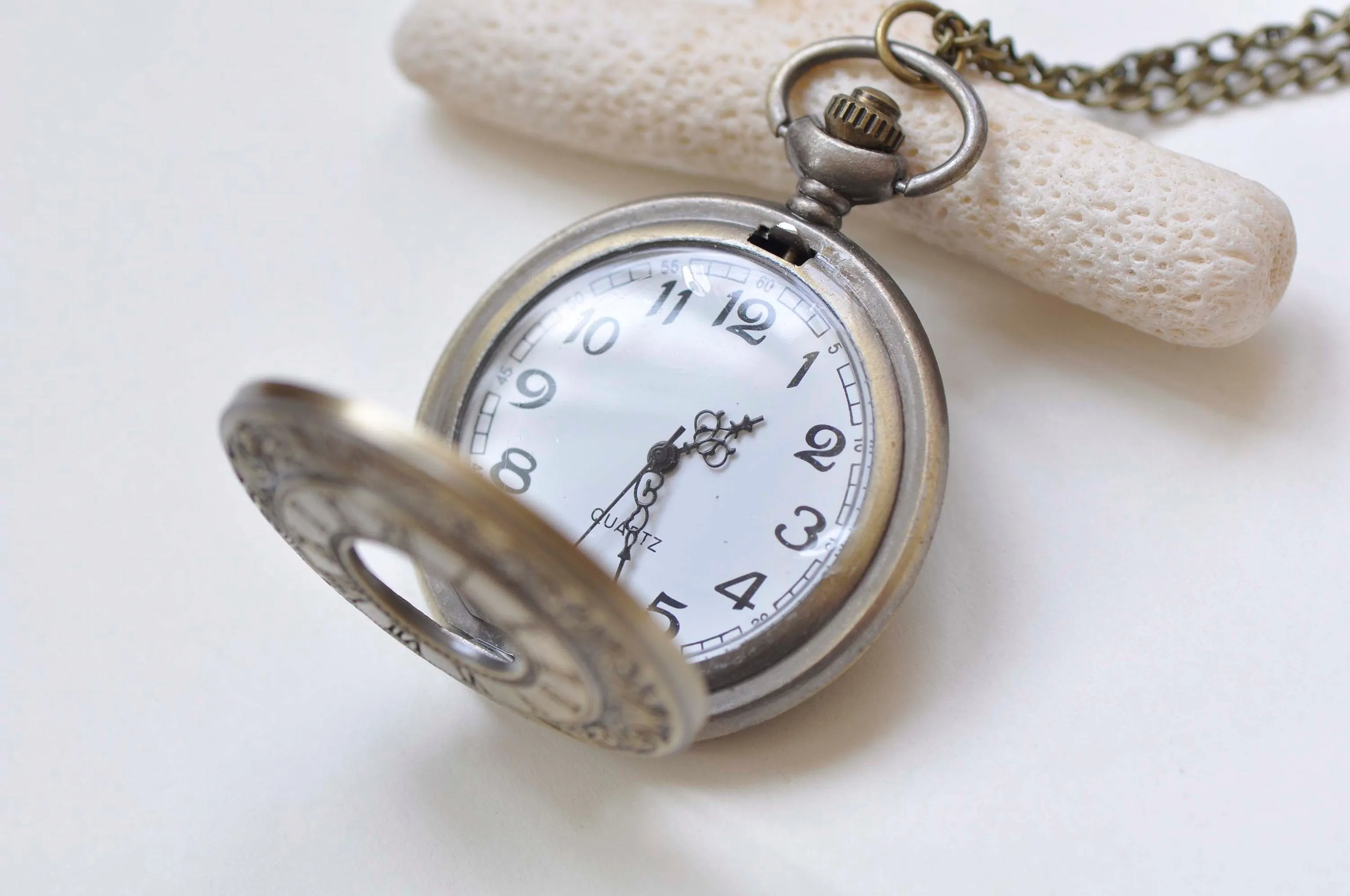 Antique Bronze Double Numerals Pocket Watch Necklace Set of 1 A6610