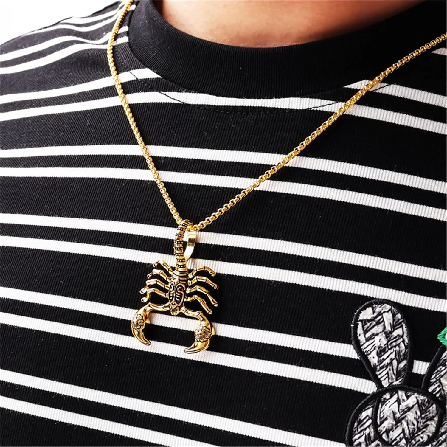 Dreuyet Scorpion Pendant Necklace for Men Women Large Titanium Steel Punk Hip Hop Scorpion Necklace Scorpio Zodiac Constellation Charm Pendant Jewelry Gift