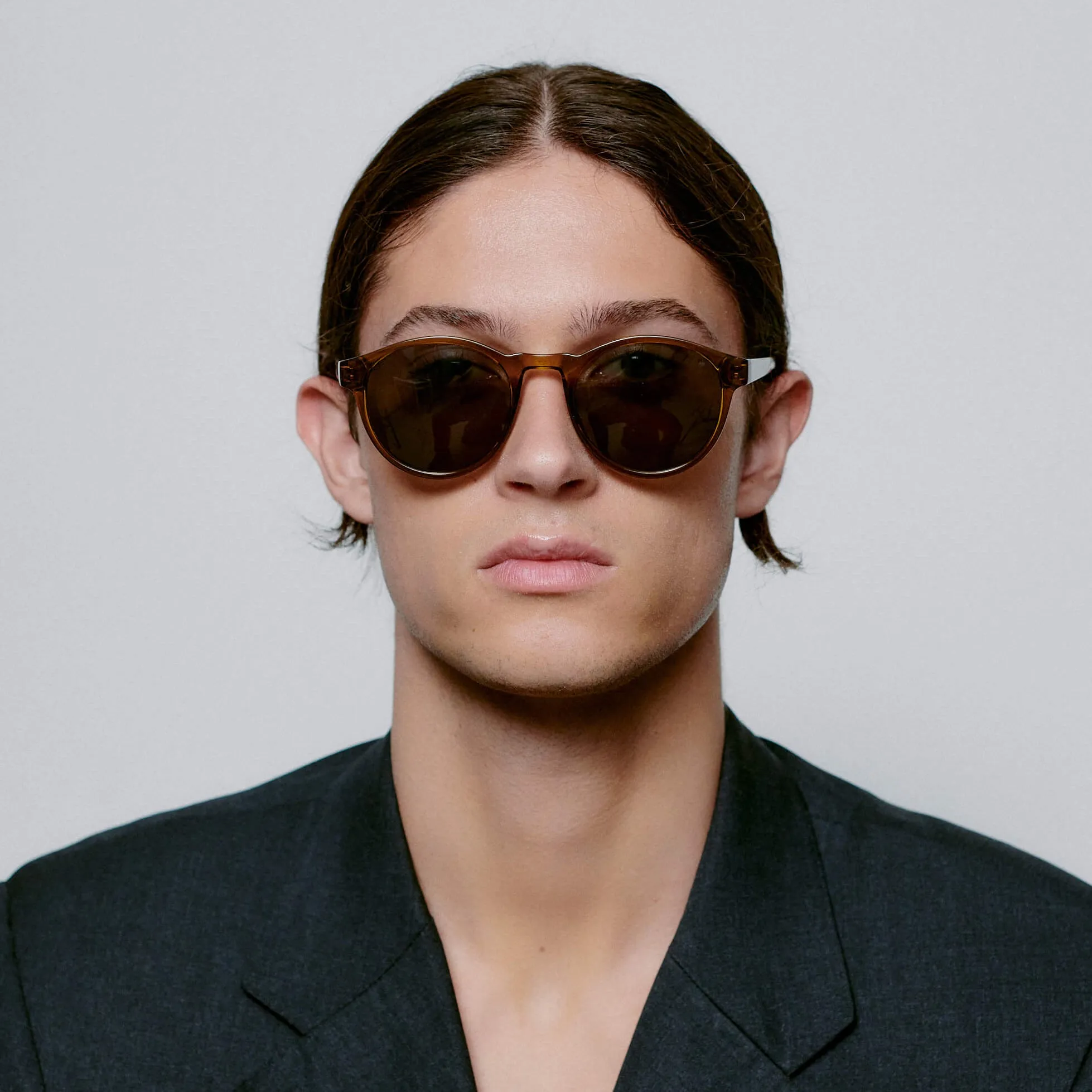 Sunglasses Round Marvin in Smoke Transparent
