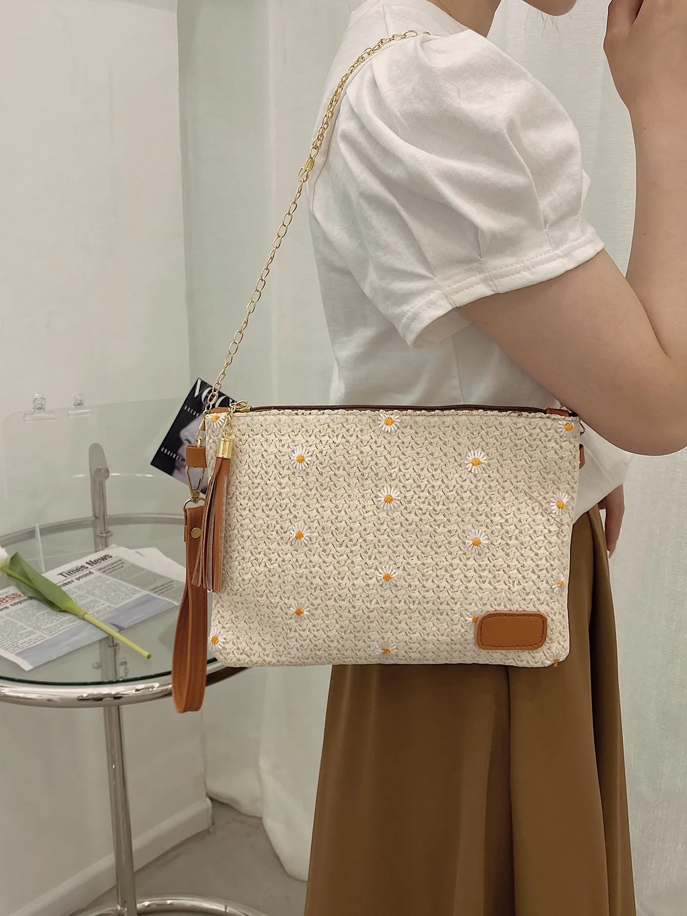 Tassel Decor Chain Straw Bag
